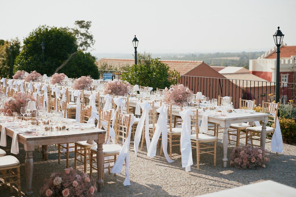 Algarve wedding table decor photographed by the best Algarve wedding photographer Maria & Sandy