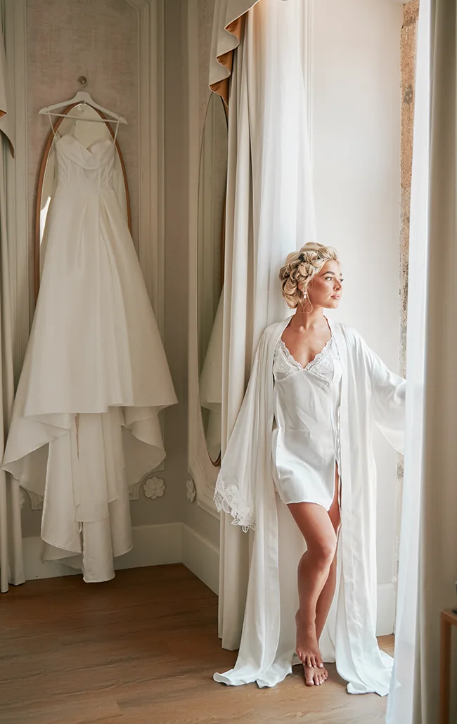 Cinematic wedding videography in the Algarve capturing bridal preparations in Portugal