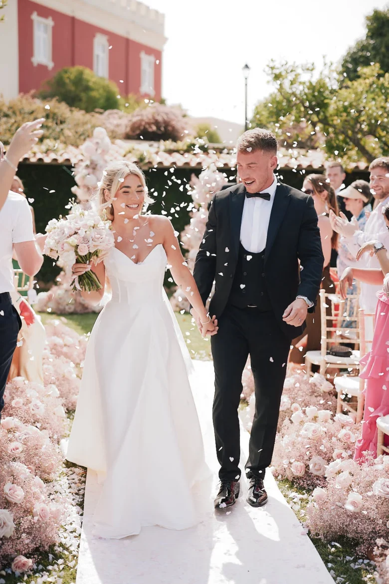 Outdoor wedding ceremony at Solar do Paço in the Algarve, Portugal